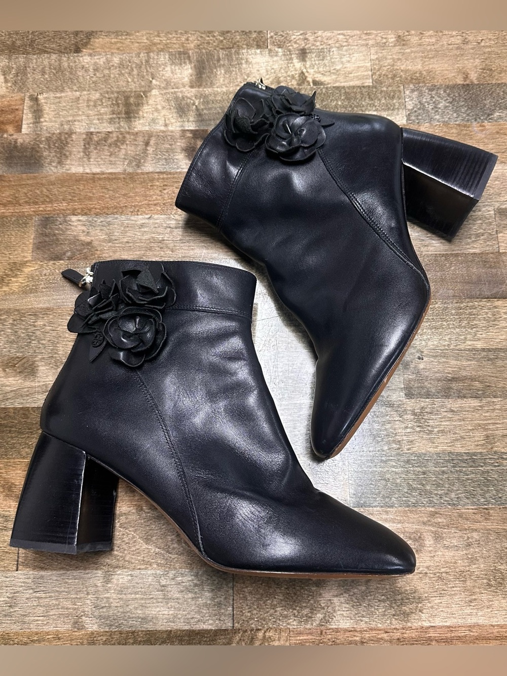 Tory Burch Blossom Booties Black Leather Floral Ankle Boots Size 10